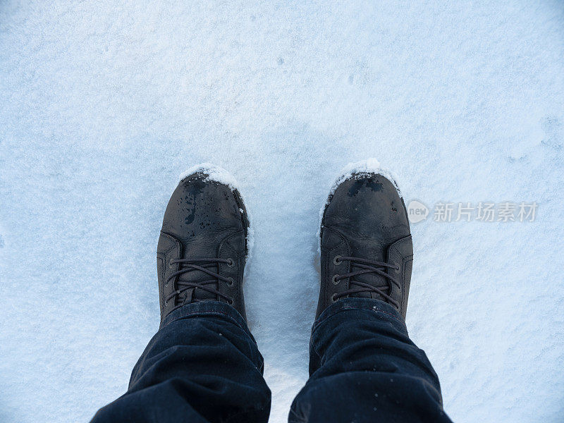 雪的靴子