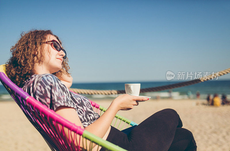 在海边喝杯咖啡café