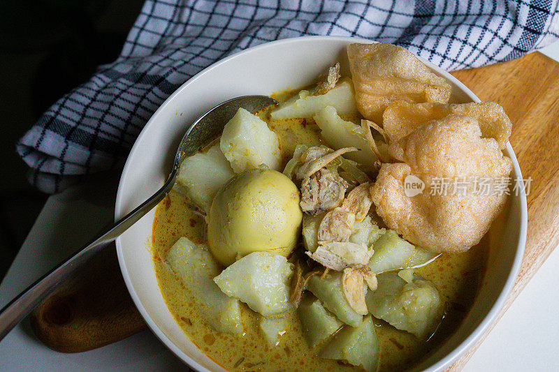 印尼传统食物，龙洞Sayur