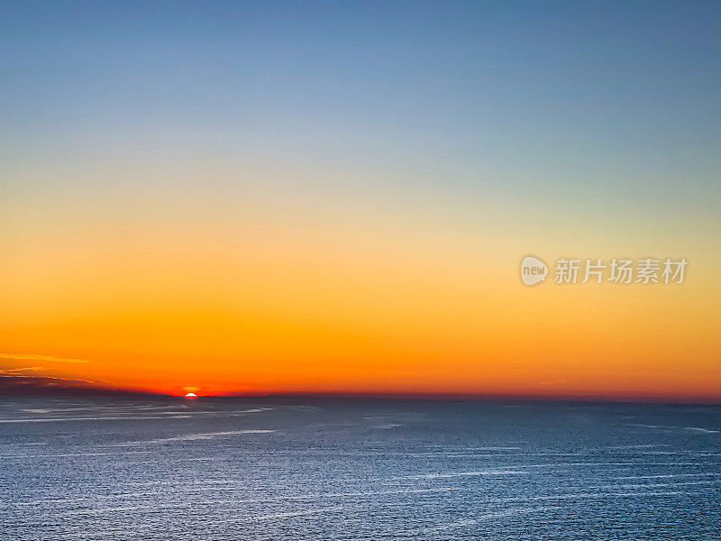 海上日落