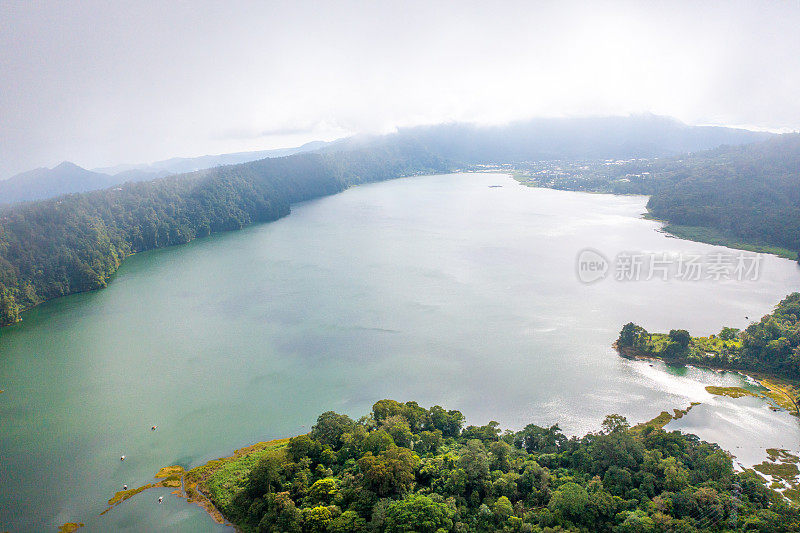 巴厘岛北部的布拉坦湖