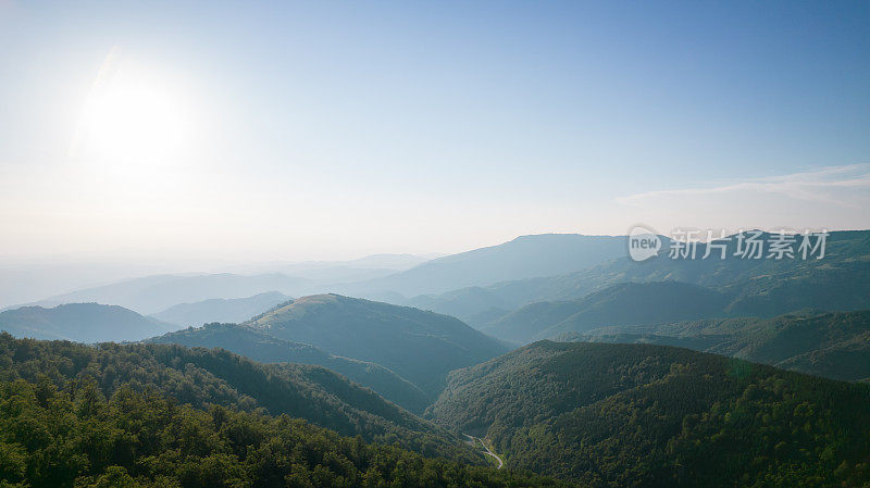 美丽的山景