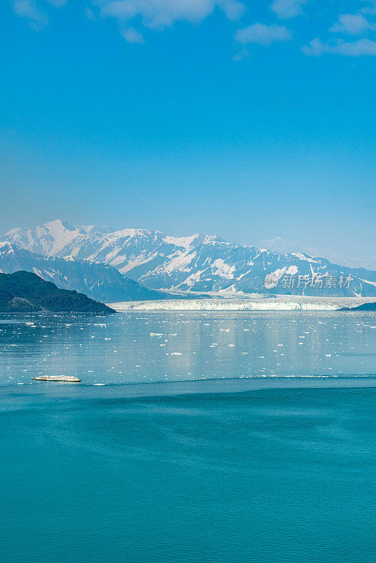 哈伯德冰川景观，阿拉斯加，美国