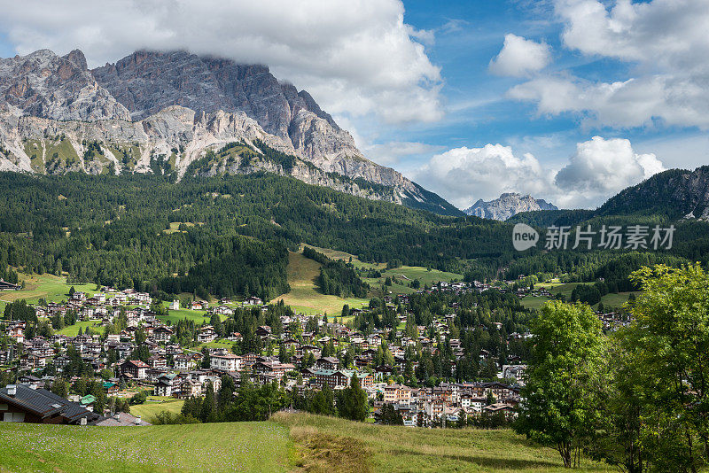 白云石山脉的科尔蒂纳d'ampezzo。意大利