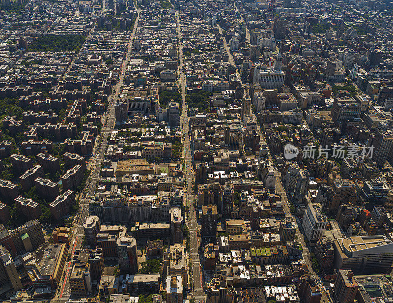 住宅区鸟瞰图在长岛市，皇后区，纽约。
