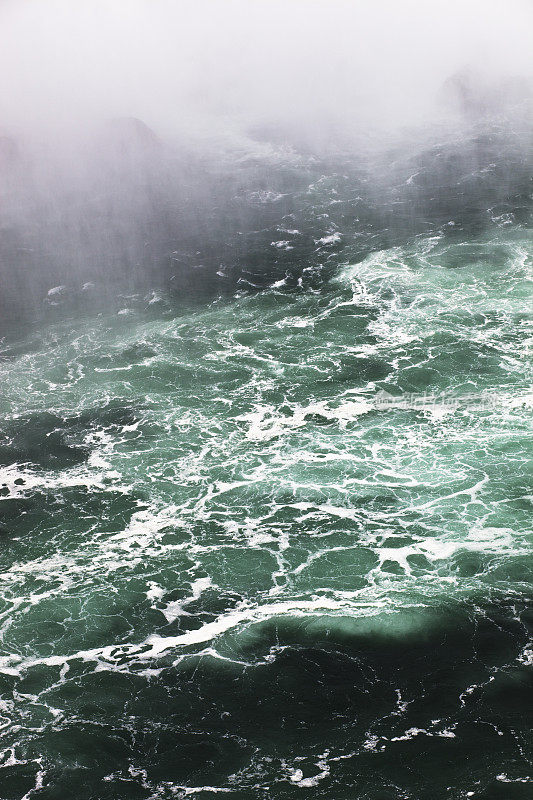 加拉瀑布城,加拿大。