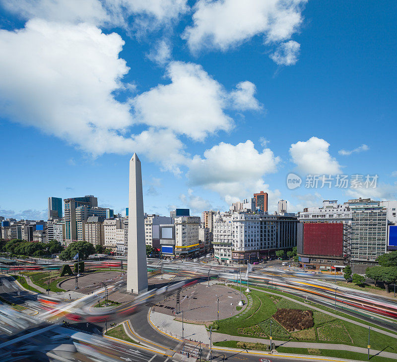 阿根廷布宜诺斯艾利斯市中心有obelisco和交通