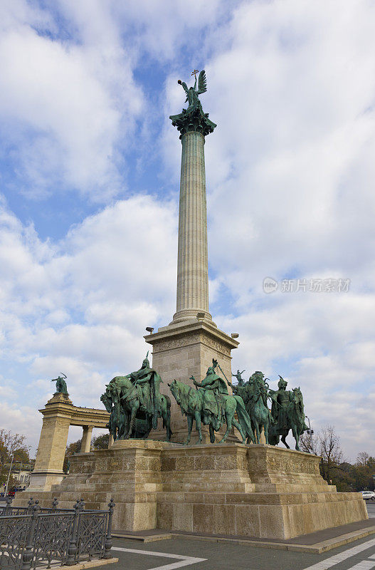 英雄广场布达佩斯，匈牙利霍瓦特雷。