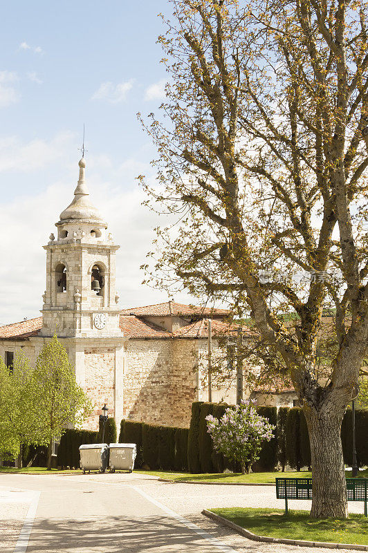 西班牙卡多努埃拉-里奥皮科教堂，布尔戈斯，通往圣地亚哥德孔波斯特拉的道路