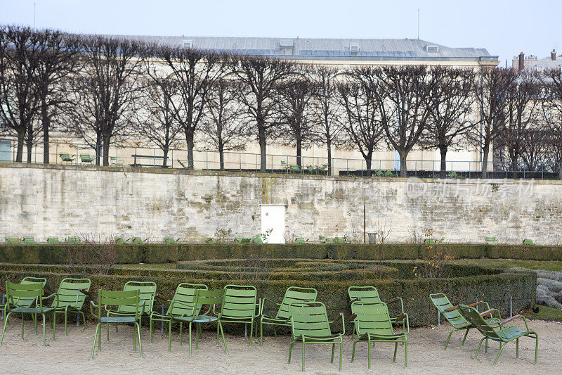 杜乐丽花园绿色椅子，法国巴黎