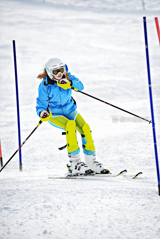 青少年滑雪