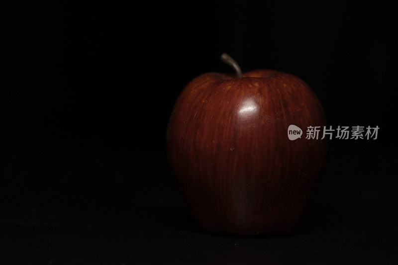 只有苹果(Apple)