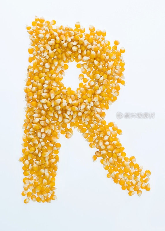 字母R由玉米种子制成