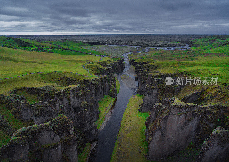 Fjadrargljufur峡谷鸟瞰图