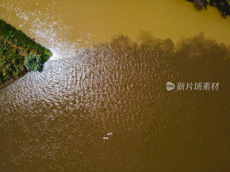 在科罗拉多河上冲浪在美国西部的春季径流航拍生活在地球的未来照片系列