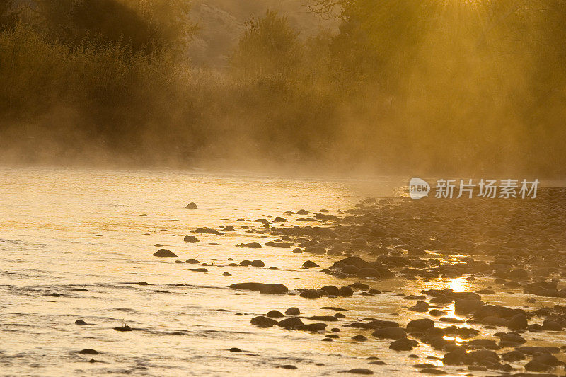 博伊西河的秋天早晨