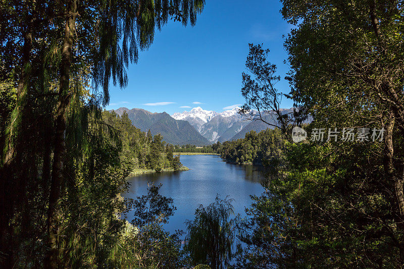 马西森湖全景，新西兰