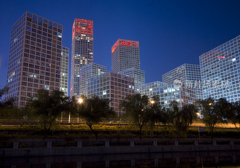 北京中央商务区夜间天际线
