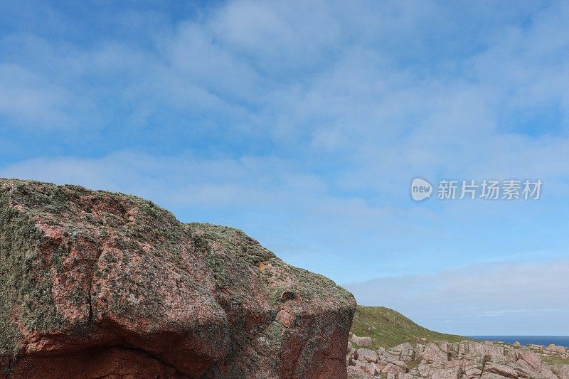 海面上的云，花岗岩和悬崖