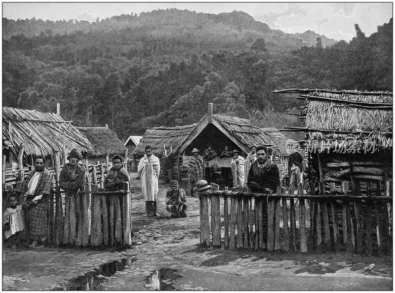 大英帝国的古老照片:毛利人村庄Koroniti