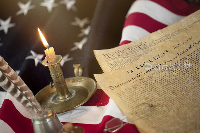 美国国旗，独立宣言和美国宪法