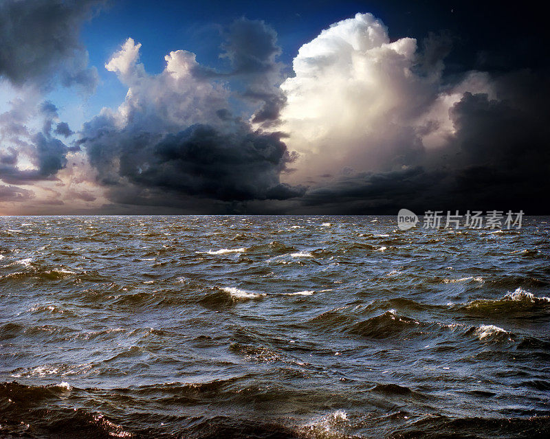 海上暴风雨天气