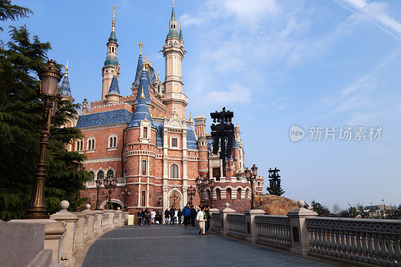 中国上海迪士尼乐园的睡美人城堡