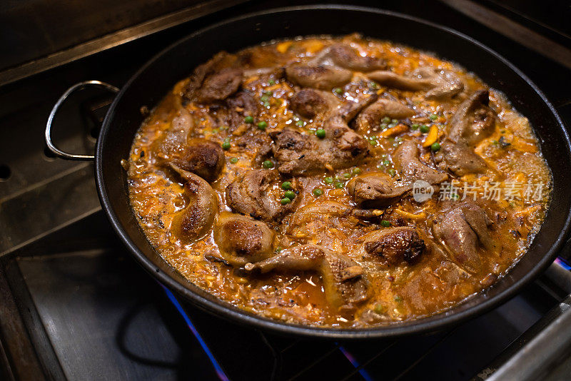 自制鹌鹑肉菜饭