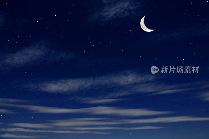 新月夜与云景