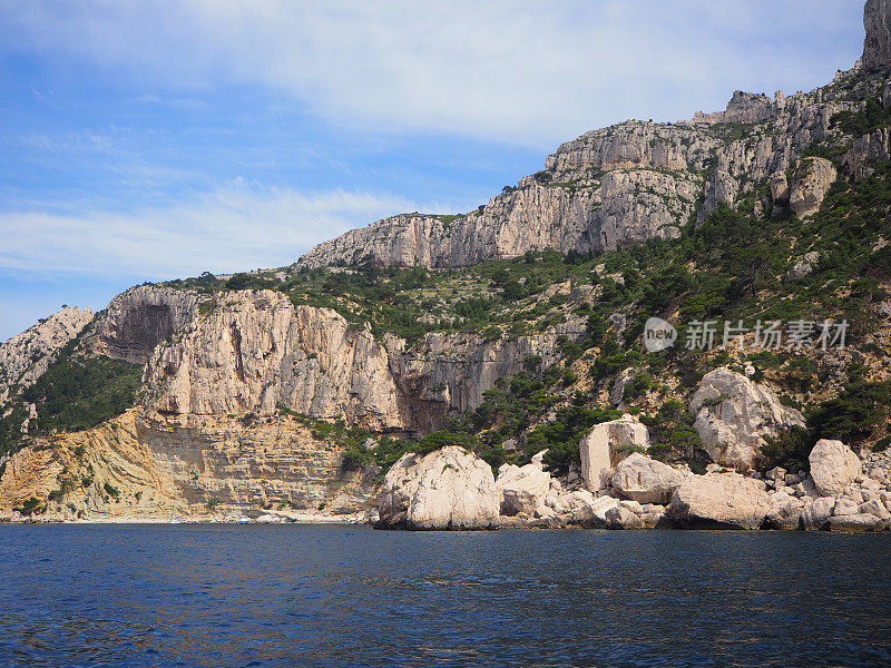 法国南部马赛和卡西斯之间的法国Calenques风景。