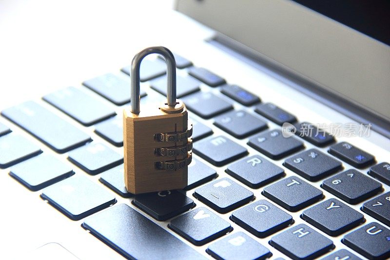 电脑键盘上的密码锁