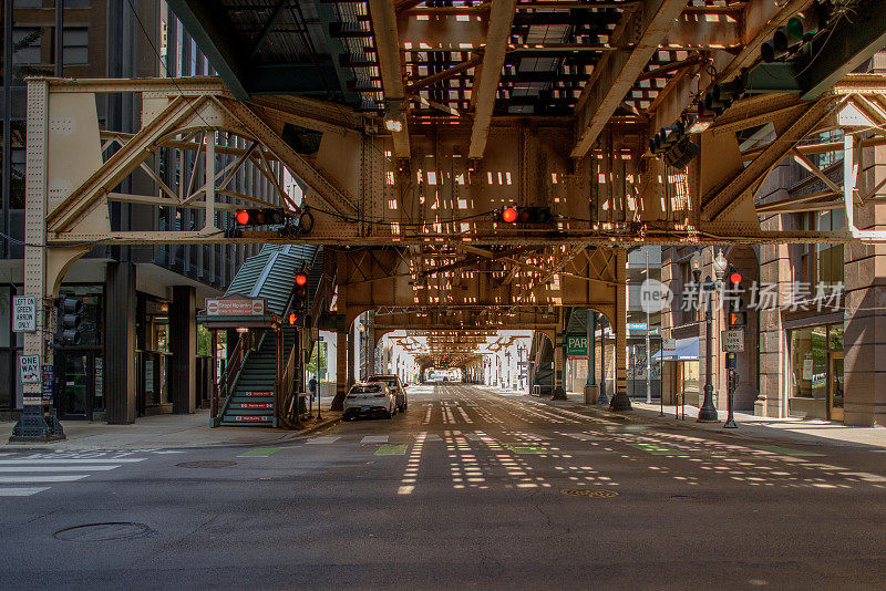 芝加哥高架交通系统的地下通道