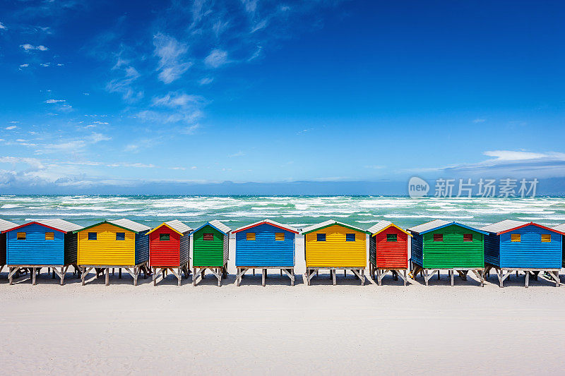 南非开普敦的Muizenberg彩色海滩小屋