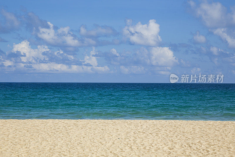 夏日海滩和大海