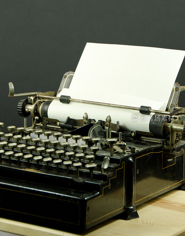 老式打字机与复制空间