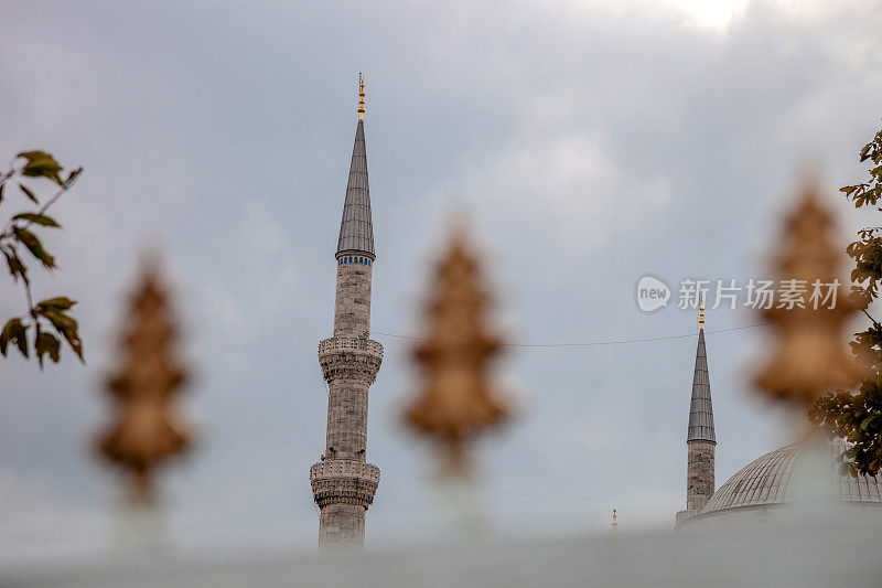 苏丹艾哈迈德卡米-蓝色清真寺在伊斯坦布尔