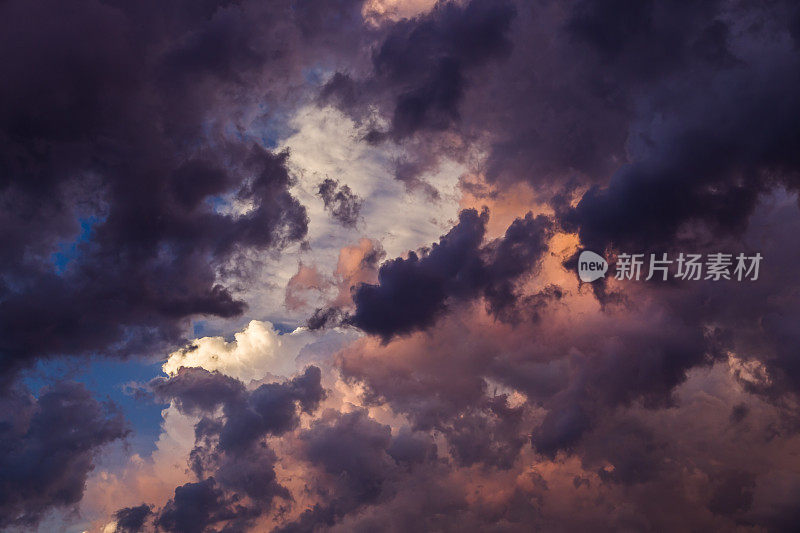 阴霾的天空