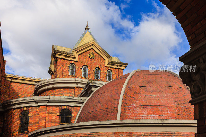 哥伦比亚波哥大:圣尼诺教堂;经典建筑与穹顶