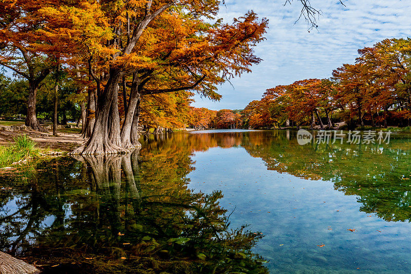 德克萨斯州加纳州立公园的秋叶