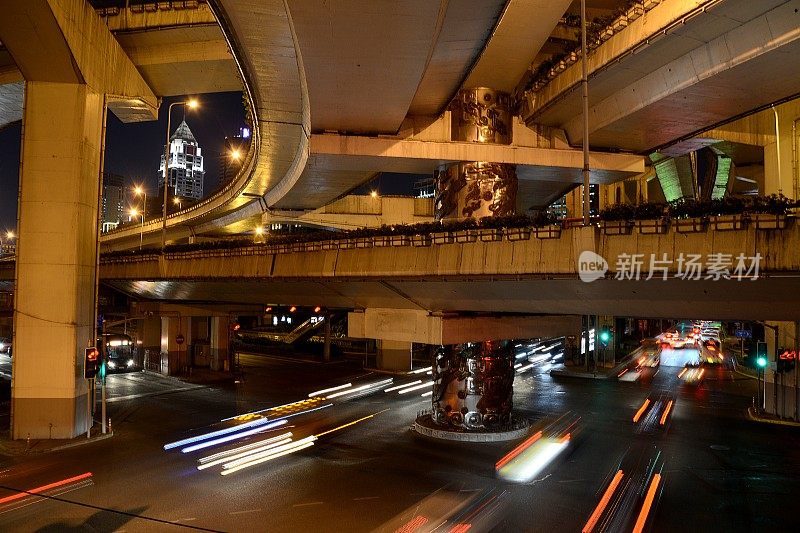 九龙柱路交汇处的速度运动，中国上海