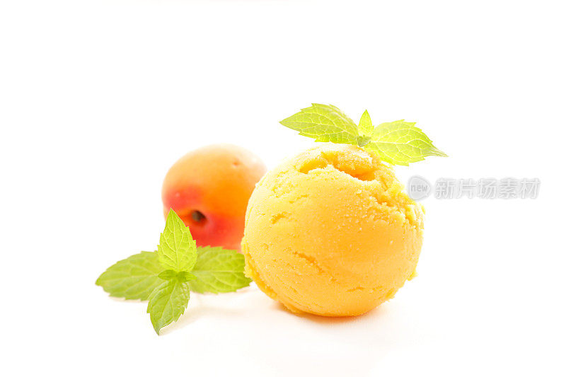 杏冰淇淋