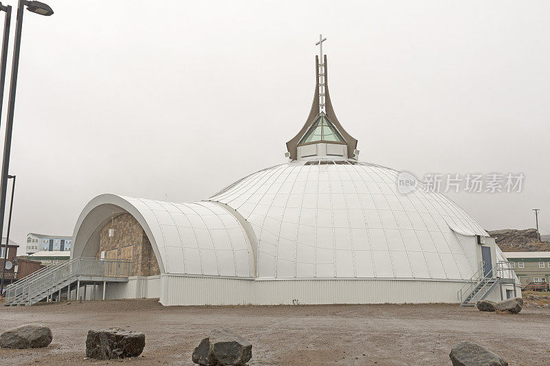 北极的圆顶教堂