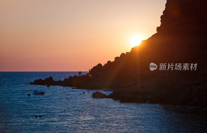 圣托里尼岛海岸夕阳