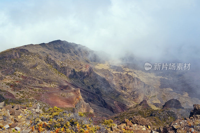 夏威夷毛伊岛哈雷阿卡拉火山，火山口山的斜坡