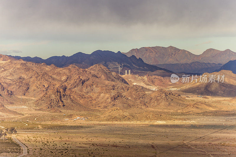 拉斯维加斯和胡佛大坝附近的山景