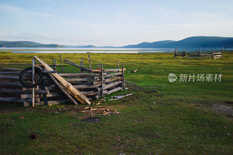 Khovsgol湖边的风景