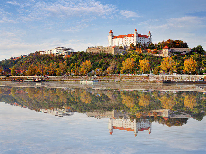 秋天的布拉迪斯拉发，斯洛伐克