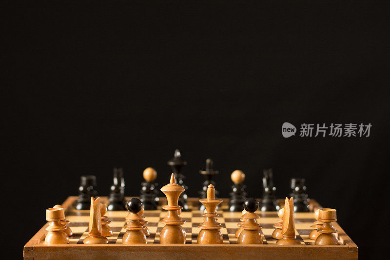 棋盘上的白棋和黑棋