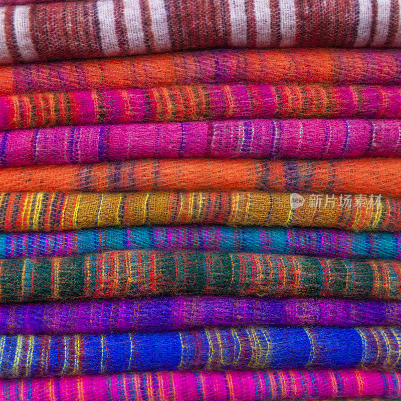 尼泊尔加德满都，彩色的羊绒披肩