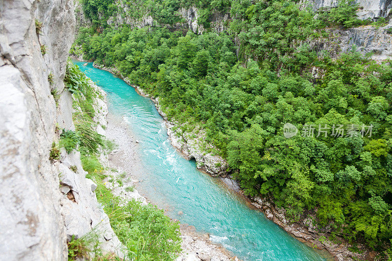 黑山的塔拉河峡谷